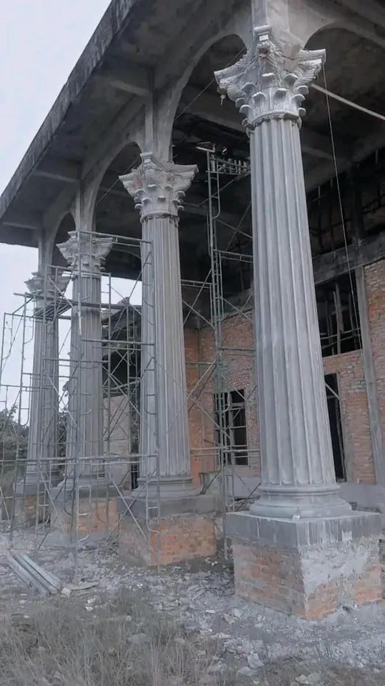 Fabrikasi Cor Lapangan Pilar Corinthian