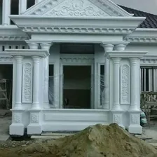 Contoh pilar Doric